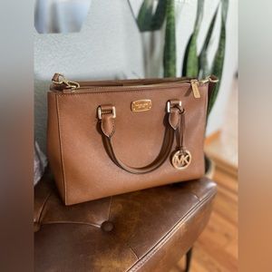 Michael Kors Cross Body Tote